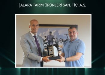 Uludağ Yaş Meyve Sebze İhracatçıları Birliği, ihracatın yıldızlarını ödüllendirdi