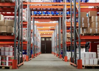 Sanayi sektörü depo sıkıntısı çekiyor