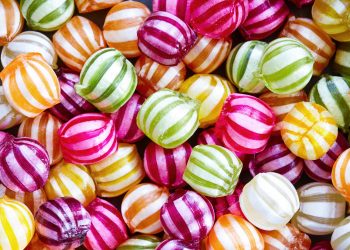 Blommer Chocolate Company and DouxMatok expand partnership with new chocolate and confectionery coatings