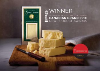 Agropur wins two awards for its new 6-Year Aged Agropur Grand Cheddar