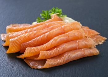 IFF joins SimpliiGood to develop smoked salmon from Spirulina