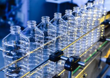 Moretto Türkiye,  plastik işleme endüstrisi için otomasyon tedariği sektöründe 10. yılını kutluyor