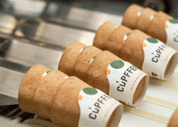 Reducing plastic waste with edible coffee cups