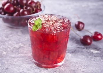 Functional beverage concepts with natural raw materials