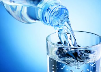 Investor group seeks to push food, drinks industry on water use