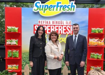 SuperFresh “tarladan tabaklara” uzanan yolculuğu belgesel serisi ile aktarıyor