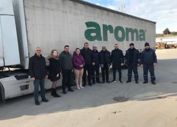 Aroma deprem bölgelerine verdiği desteği sürdürüyor