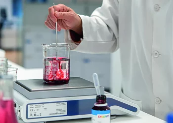 GNT offers interactive EXBERRY® color lab experience at Food Ingredients Europe 2023