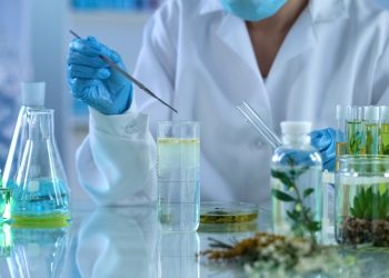 Syensqo invests in Bioeutectics, a start-up  producing green solvents