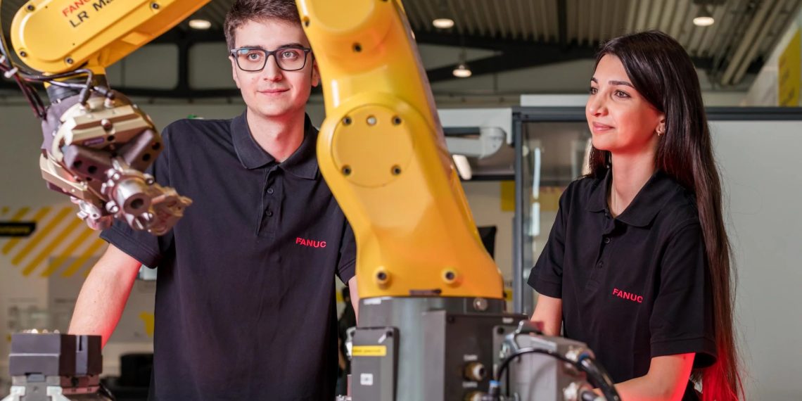 FANUC, otomasyona olan tutkusunu Akademi eğitimleriyle aktarıyor