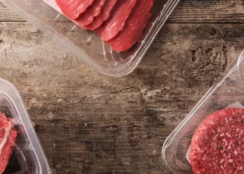 Syensqo partners with TOMRA to advance the sorting of multilayer PVDC packaging waste