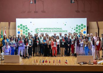 Balparmak’ın Propolis Konusundaki Bilimsel Çalışmalarına Uluslararası Ödül