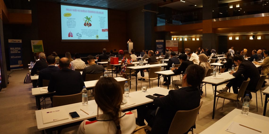 Türkiye 2024 Yılında Malezya’dan 905.000 Ton Palm Yağı İthal Etti