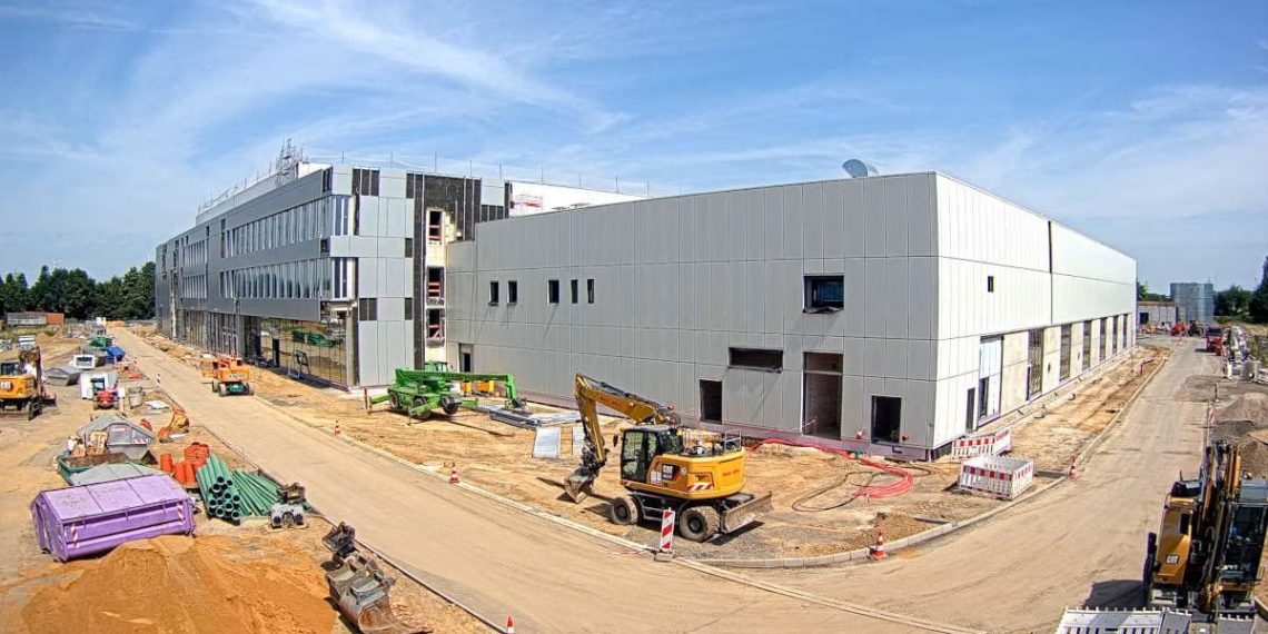 “Factory of the Future” Elsdorf Center Enables Early Installation of GEA Freeze‑Dryers